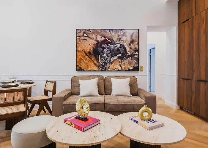 Апартаменты Charming Flat - 2br- 6p - Arc De Triomphe